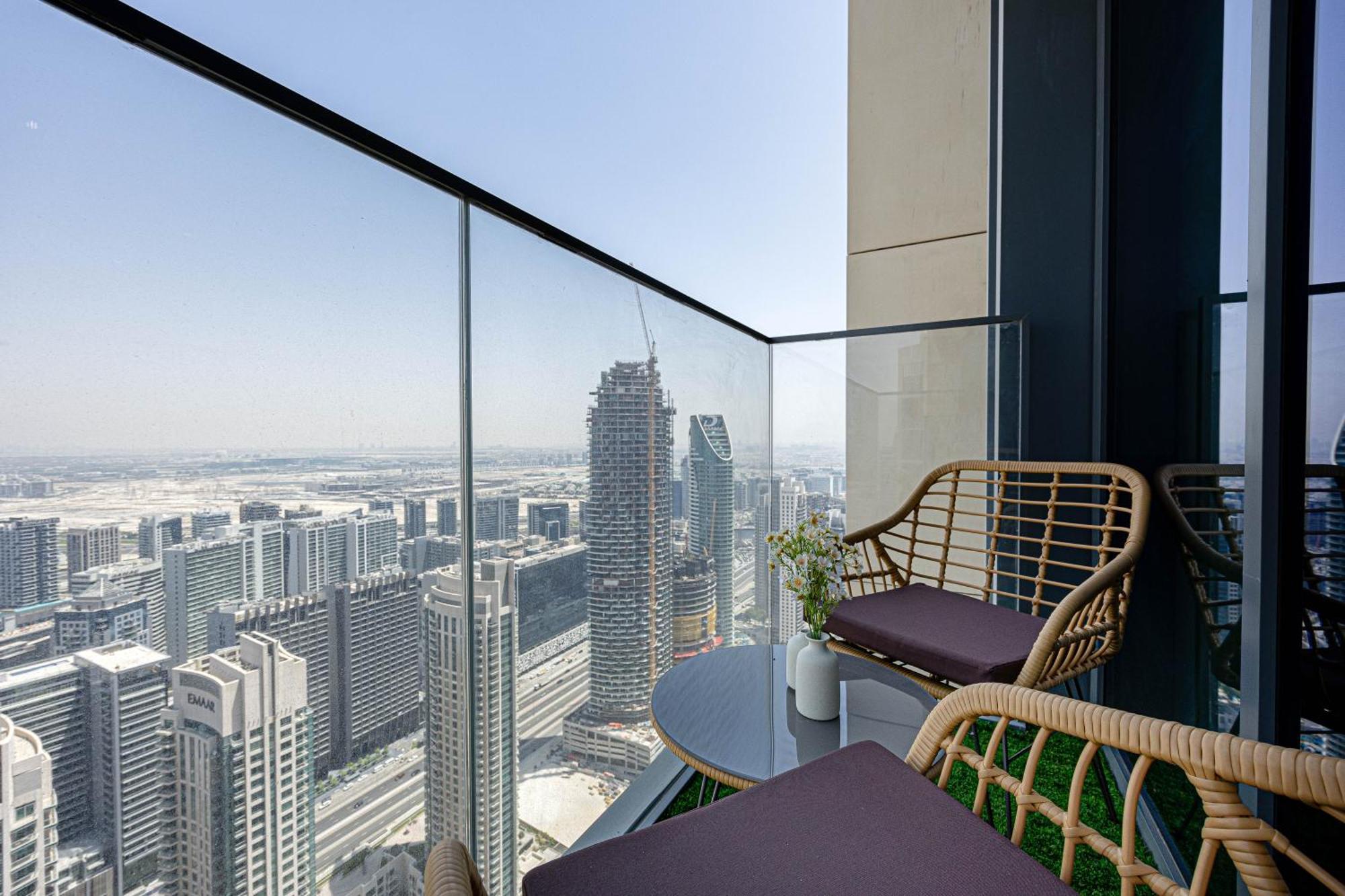 Apartment Luxury 2br Prime Downtown 5 Min Walk To Burj Khalifa And Mall *