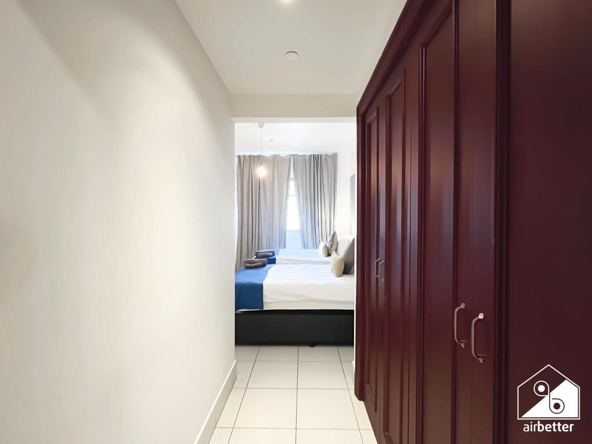 Burj Views From Balcony L Chic 2br In Downtown