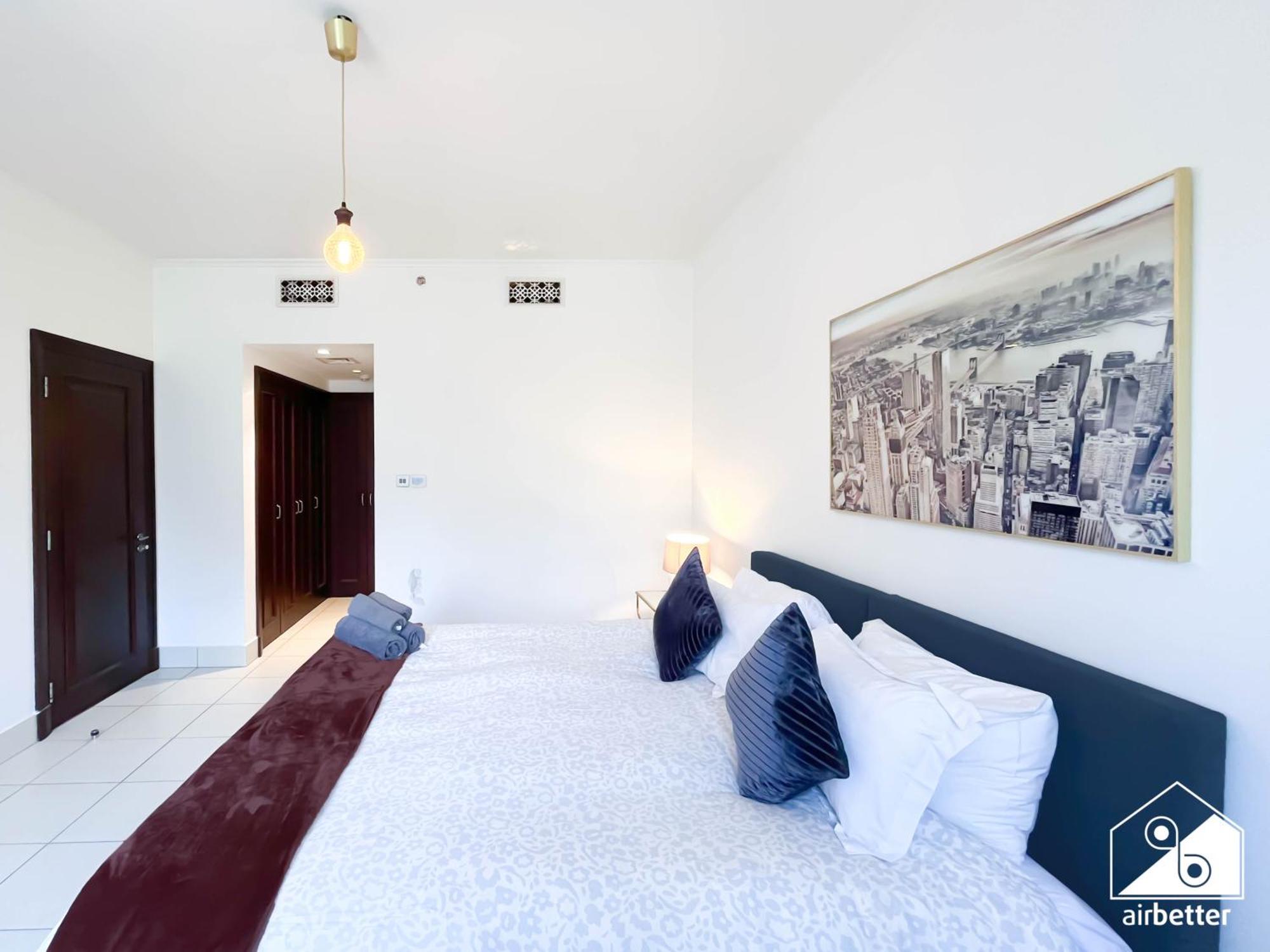 Apartment Burj Views From Balcony L Chic 2br In Downtown Dubai