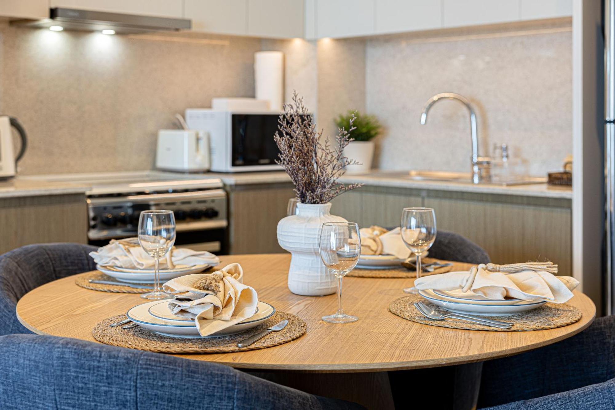 Luxury 2br Prime Downtown 5 Min Walk To Burj Khalifa And Mall * Dubai