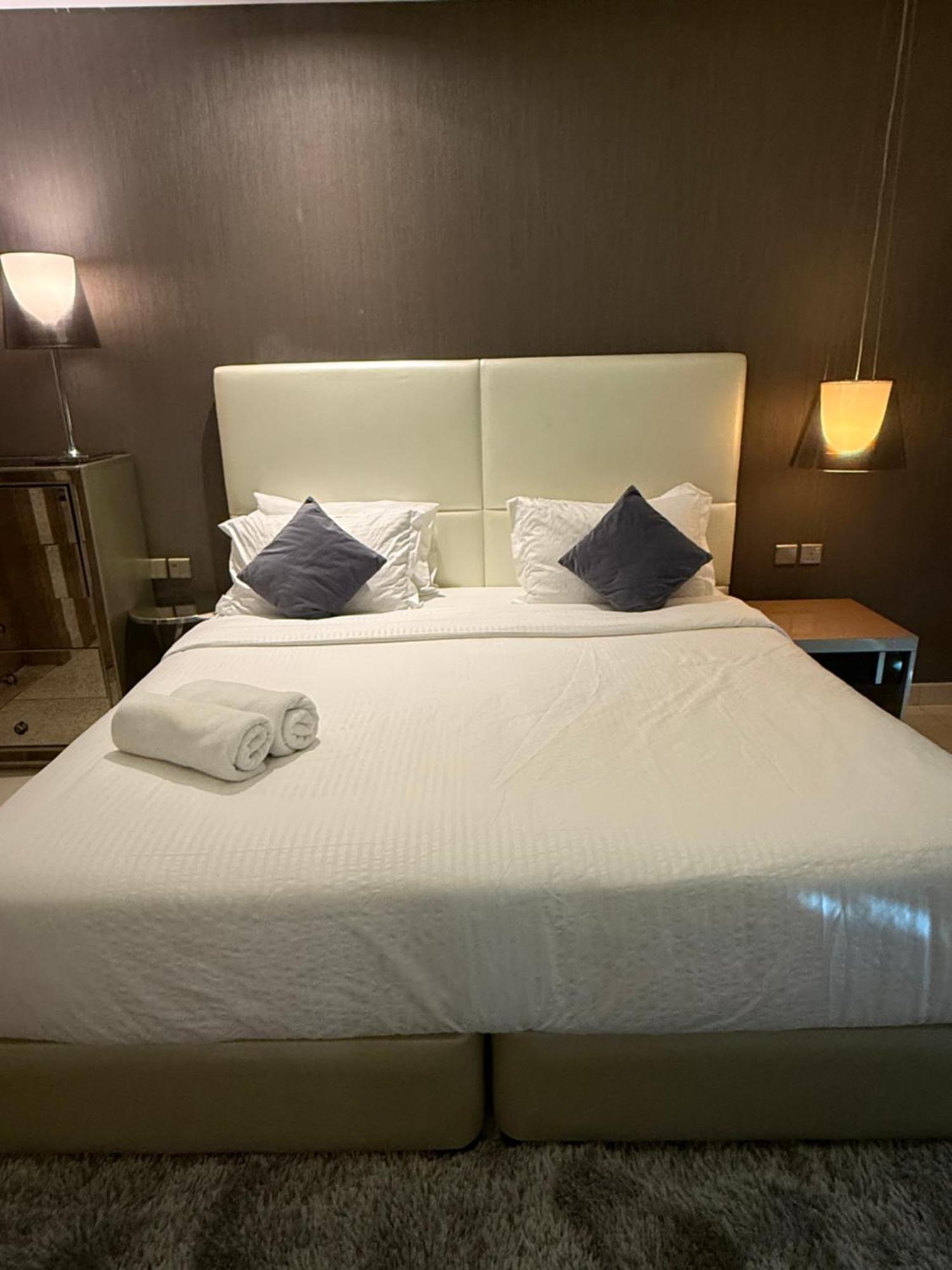 5903 Burj Khalifa View Royal Montania Homes Apartment Dubai