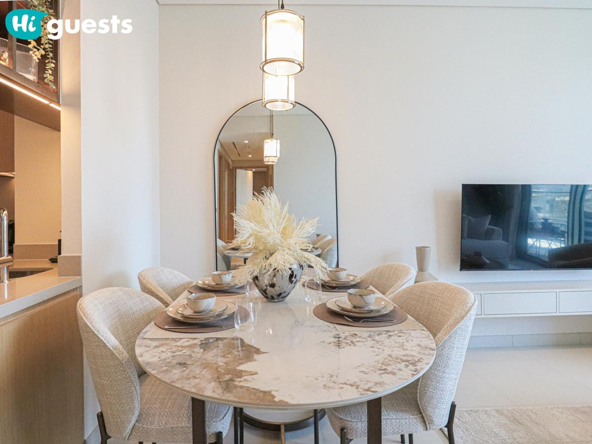 Higuests - Wake Up To Burj Khalifa Views In Stunning 2 Br *