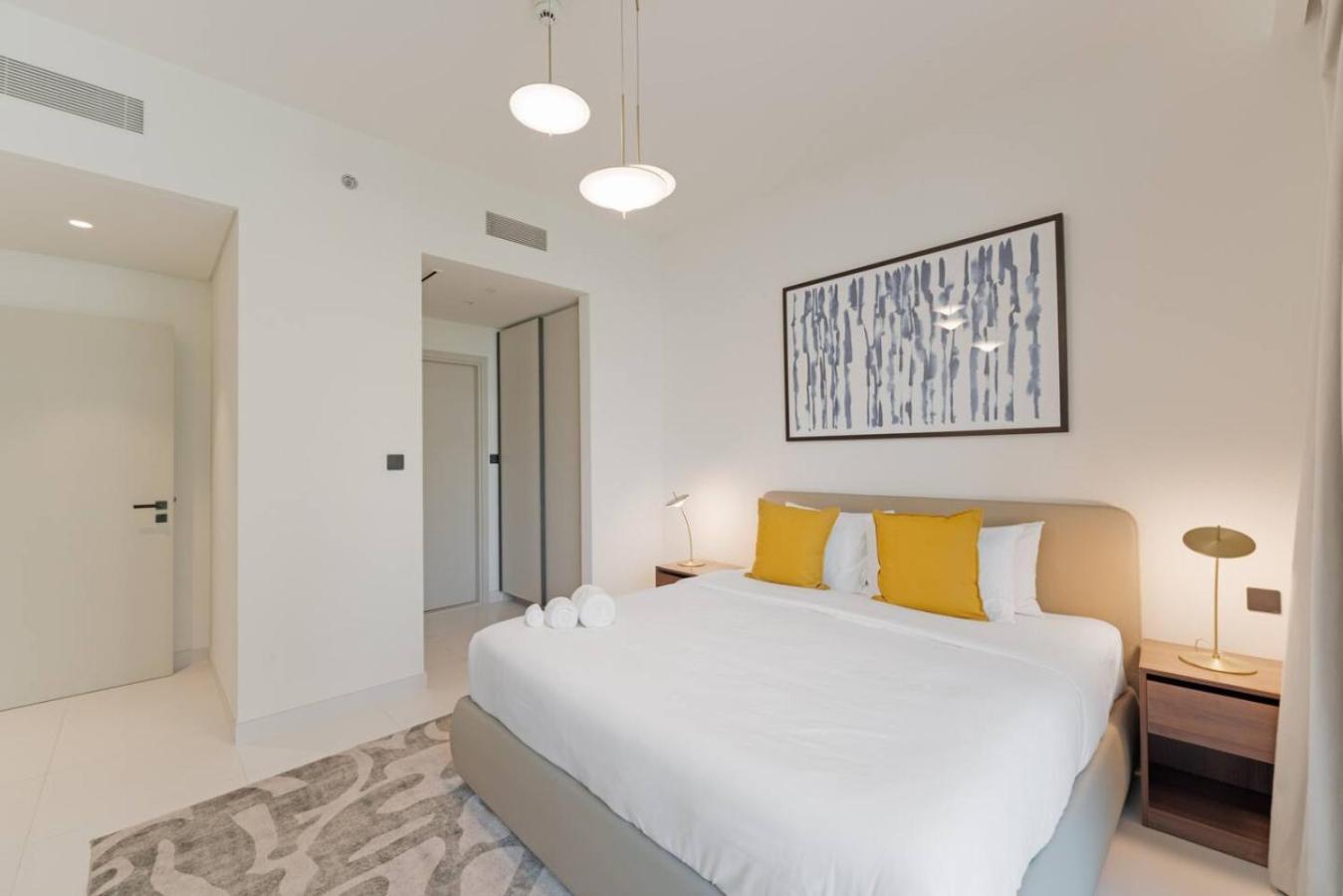 Apartment Prime 2br Emaar Beachfront *
