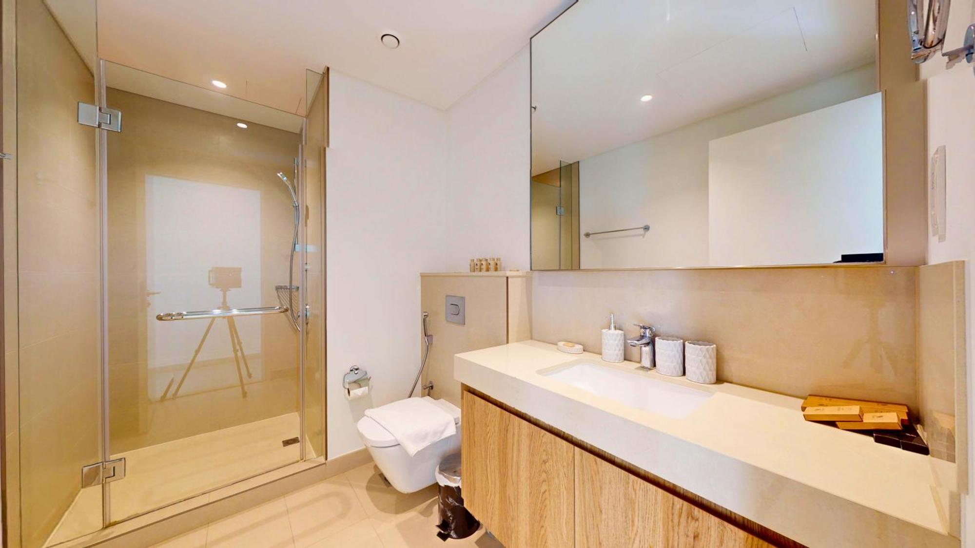 Apartment Trps - Downtown Views Ii Tower 2, Downtown - 3br Maids - Stylish Near Burj Khalifa & Attractions