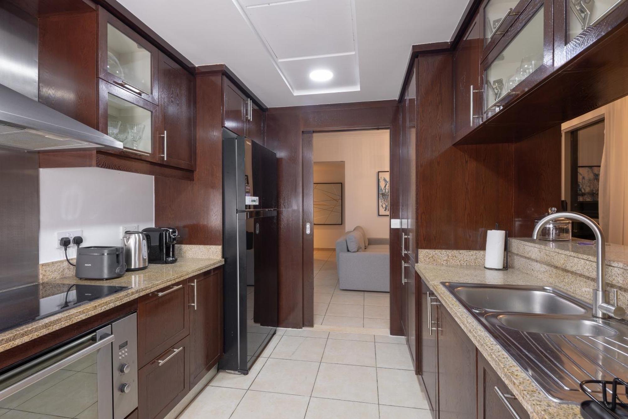 Burj And Fountain View 3br Maids Dubai