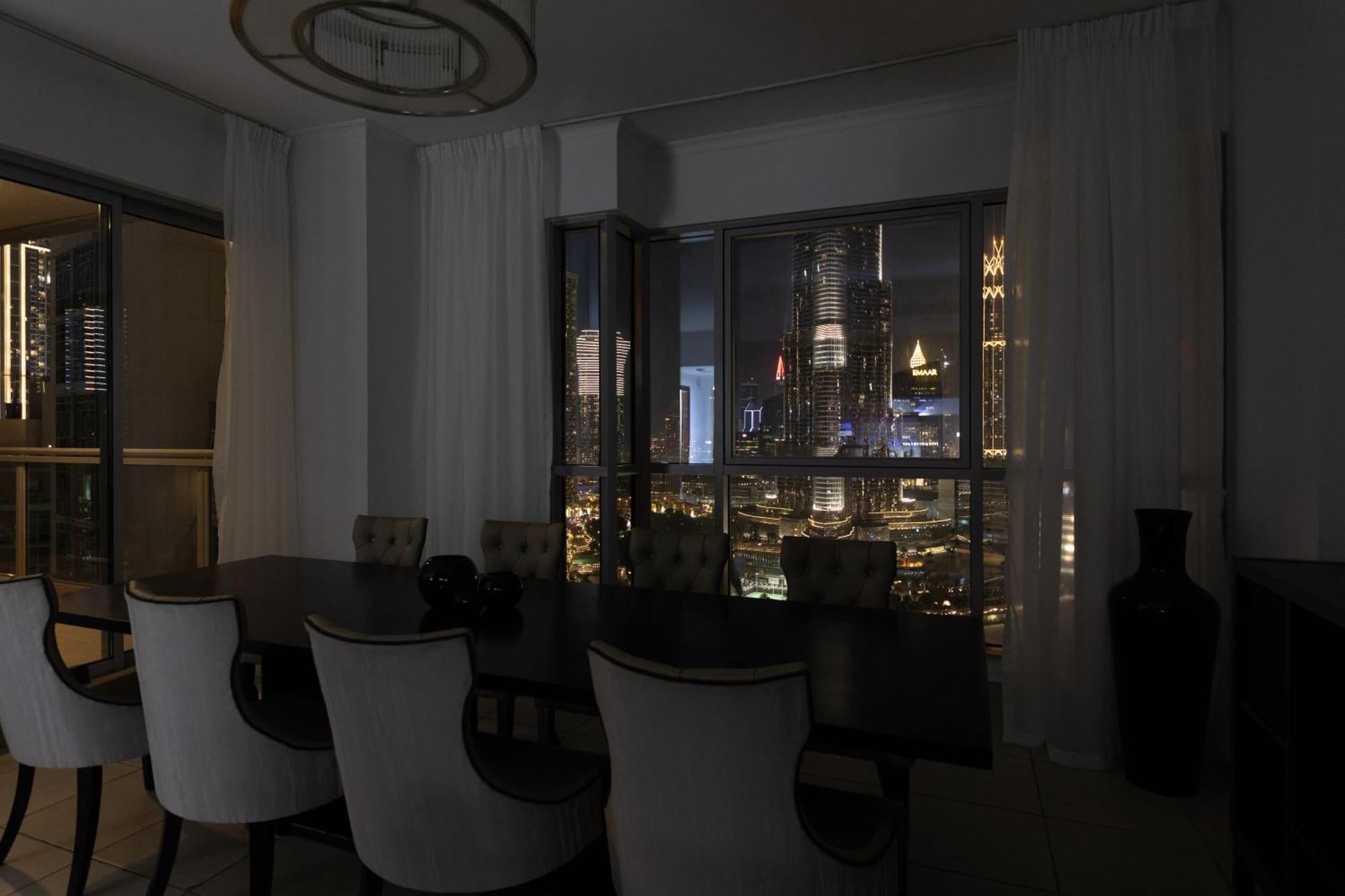 Burj And Fountain View 3br Maids Apartment *