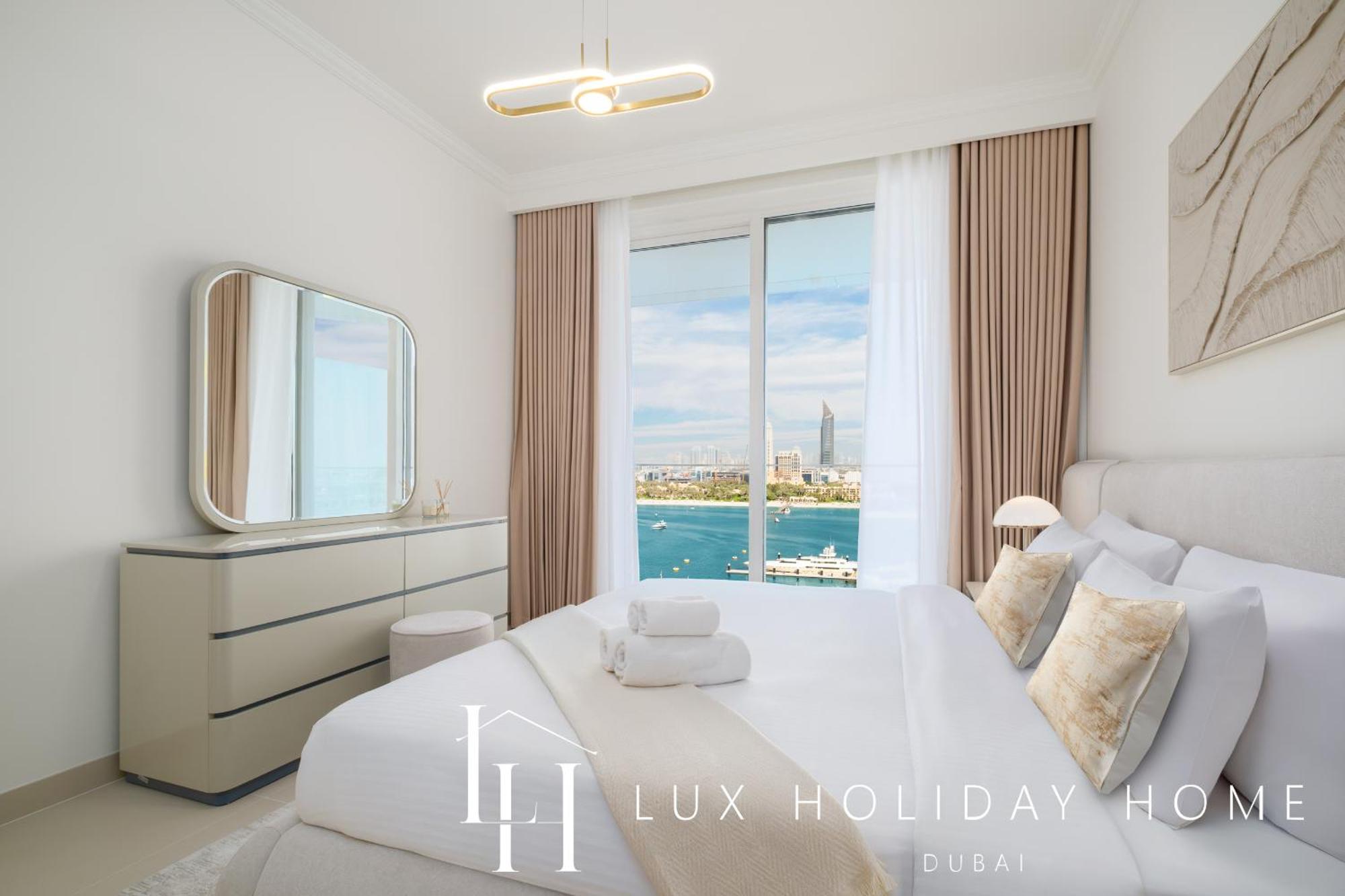 Lux The Palace