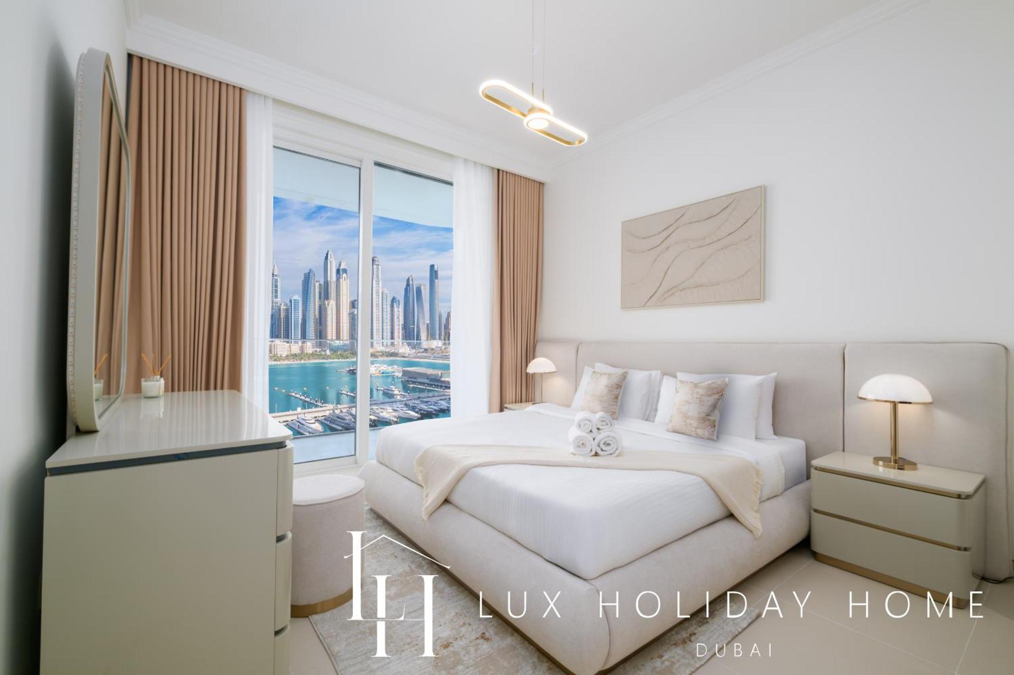 Lux The Palace * Dubai