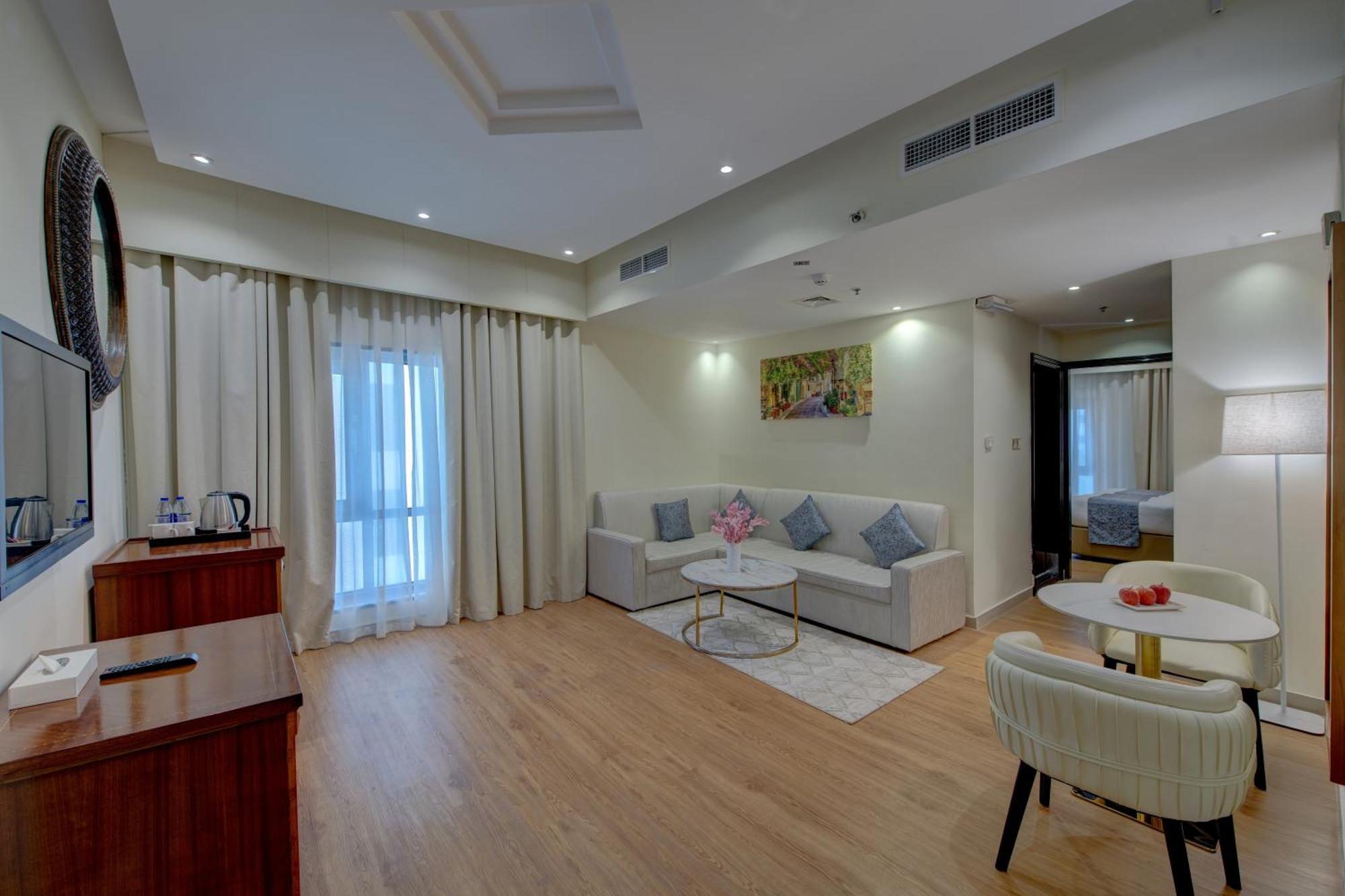 Hotel Vendome Plaza 3*