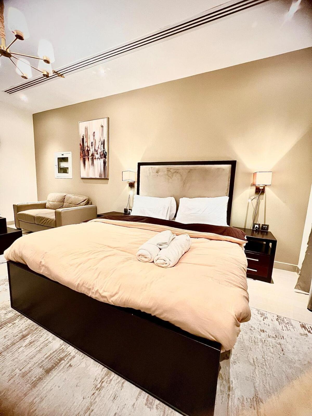 Burj View Elite Apartment *