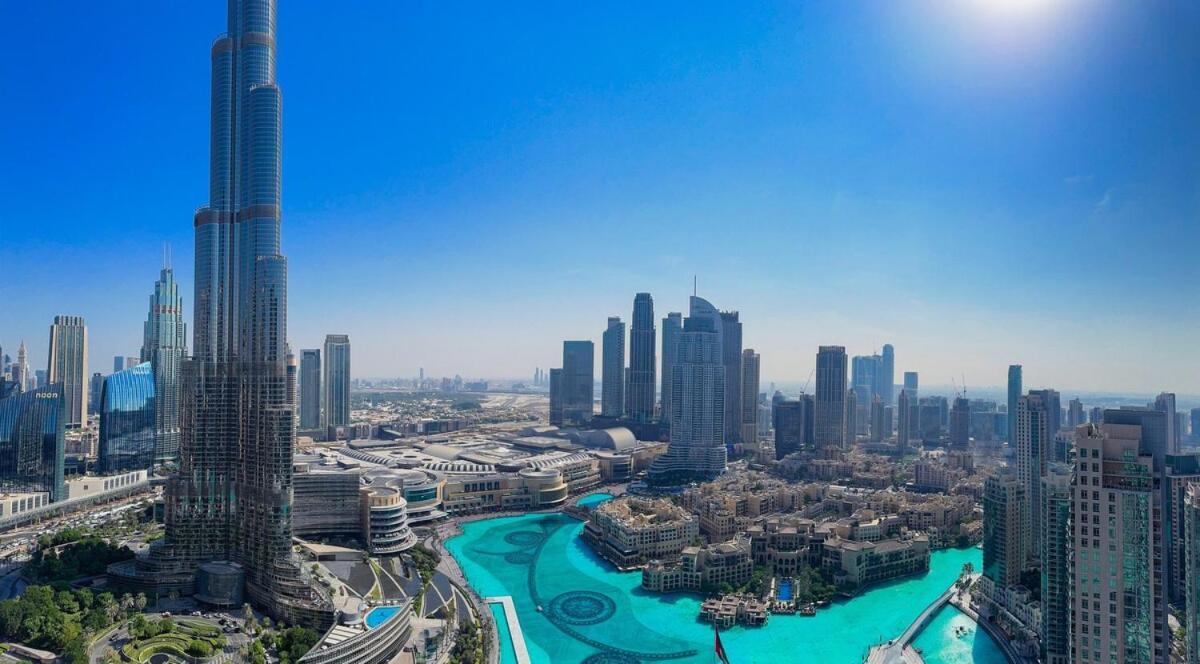 Grande Residences With Burj Khalifa View From 31st Floor For 8-guests Apartment Dubai