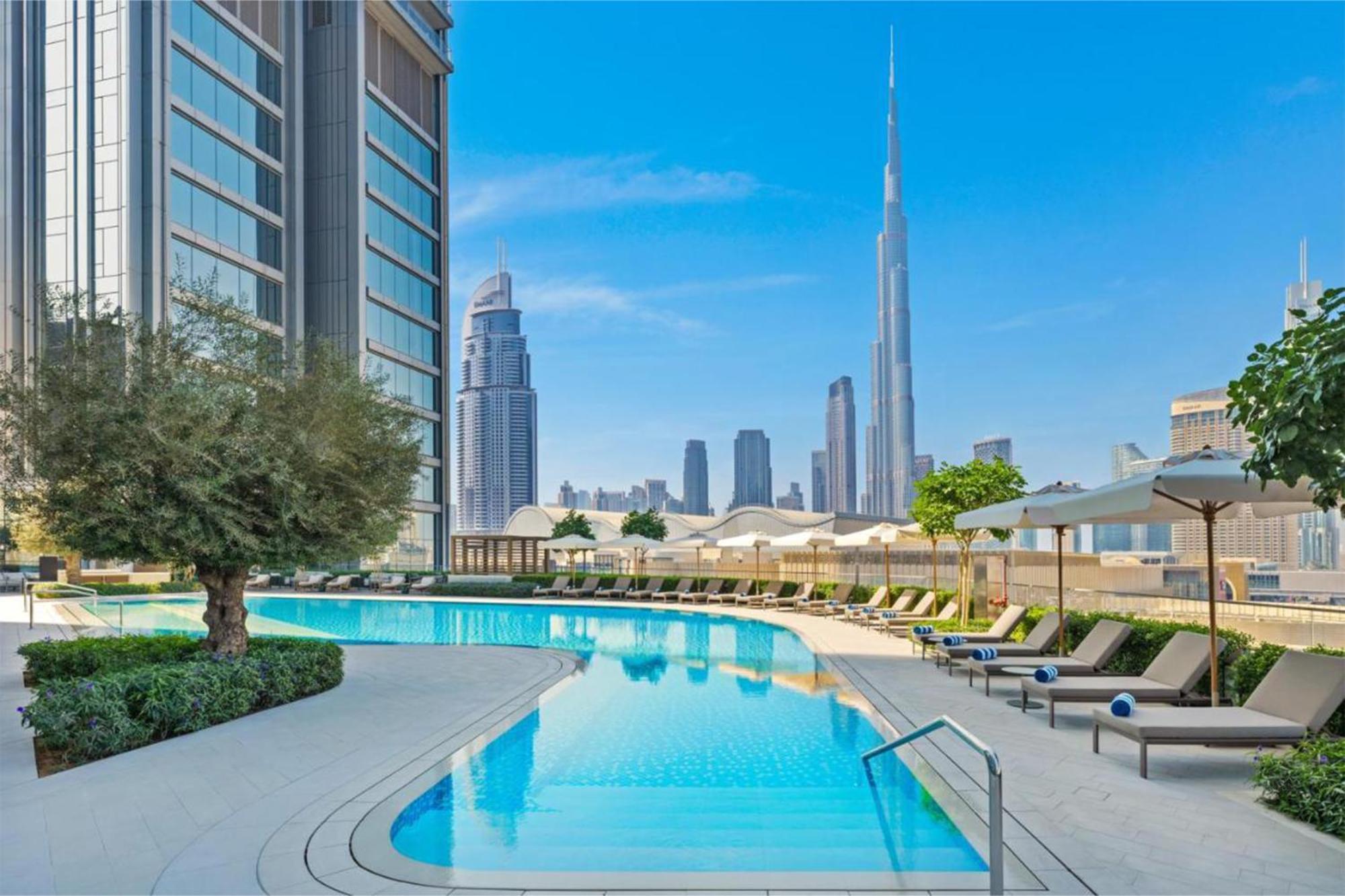 Luxurious 1br Pool With Burj Khalifa View Mall *