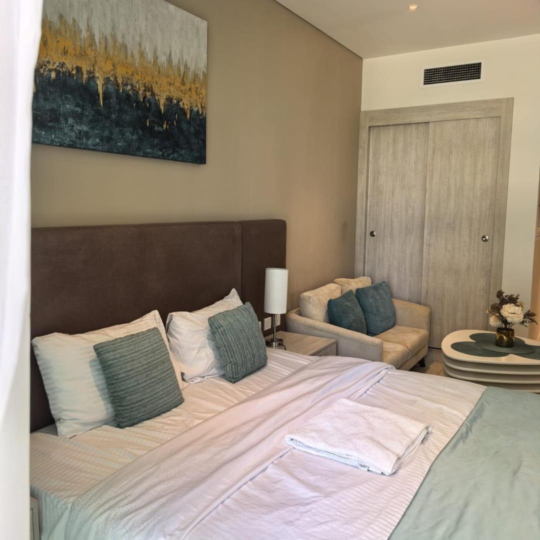 Seven Palm Jumeirah Apartment Dubai