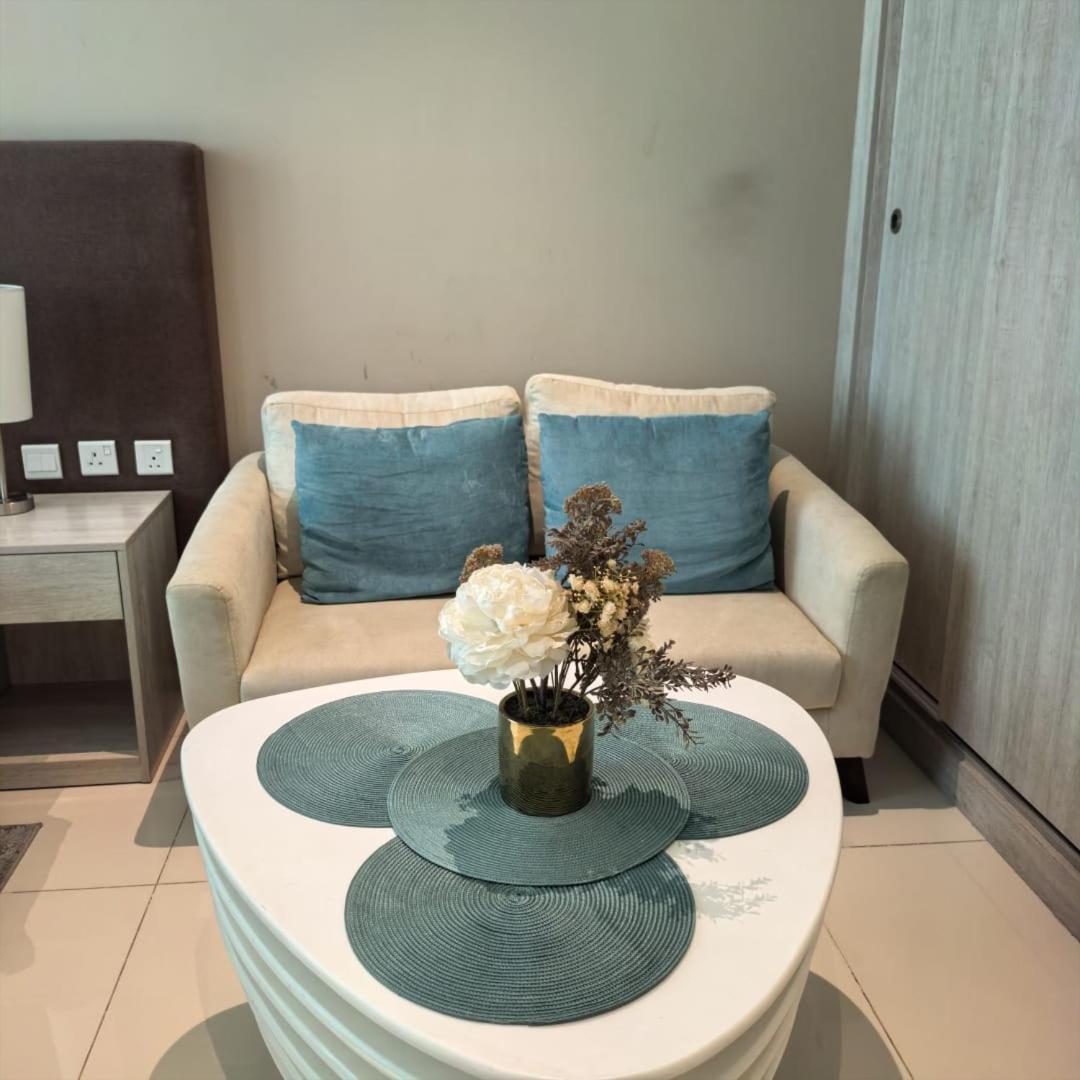 Apartment Seven Palm Jumeirah Dubai
