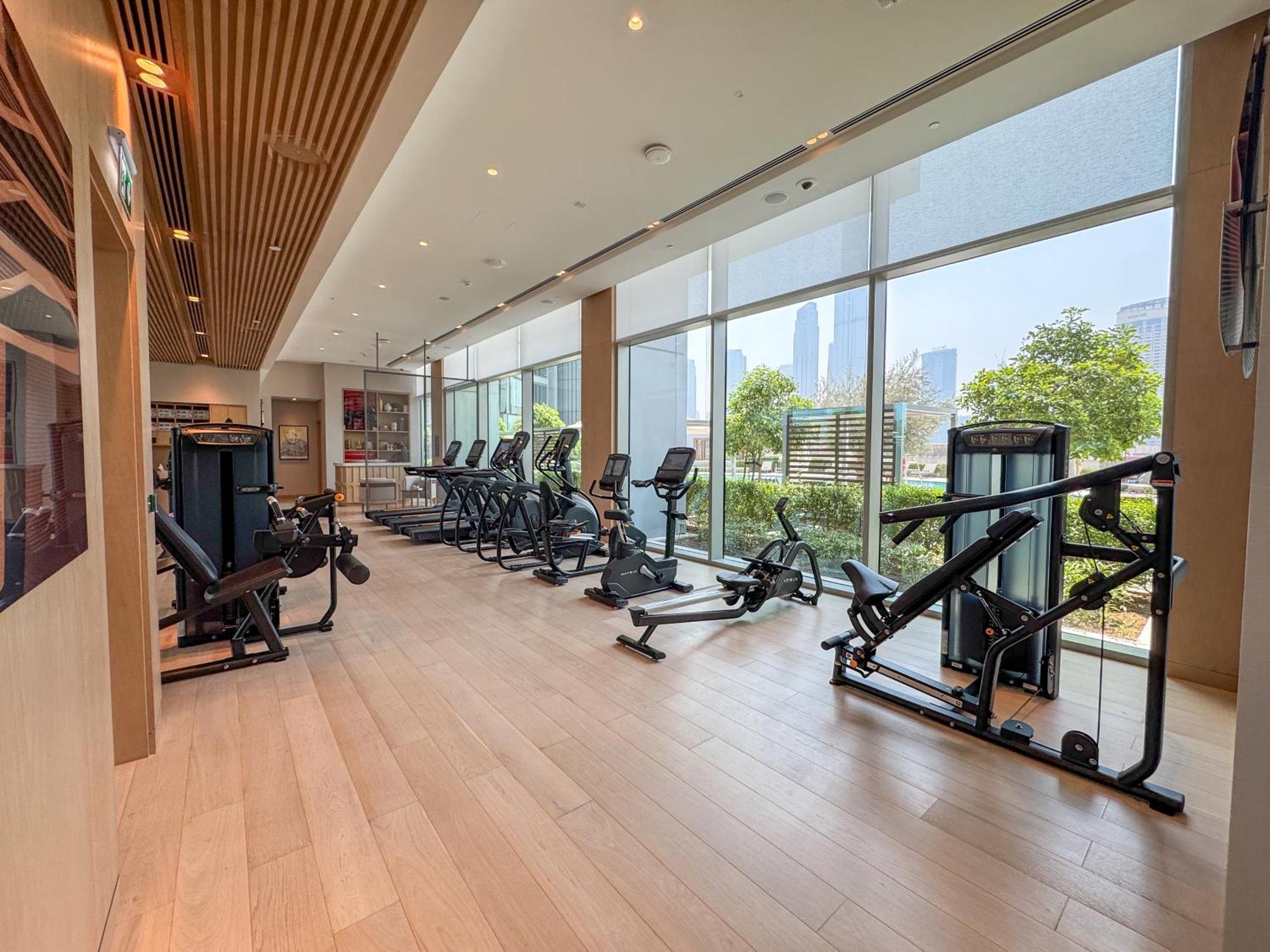 Luxurious 1br Pool With Burj Khalifa View Mall Apartment *