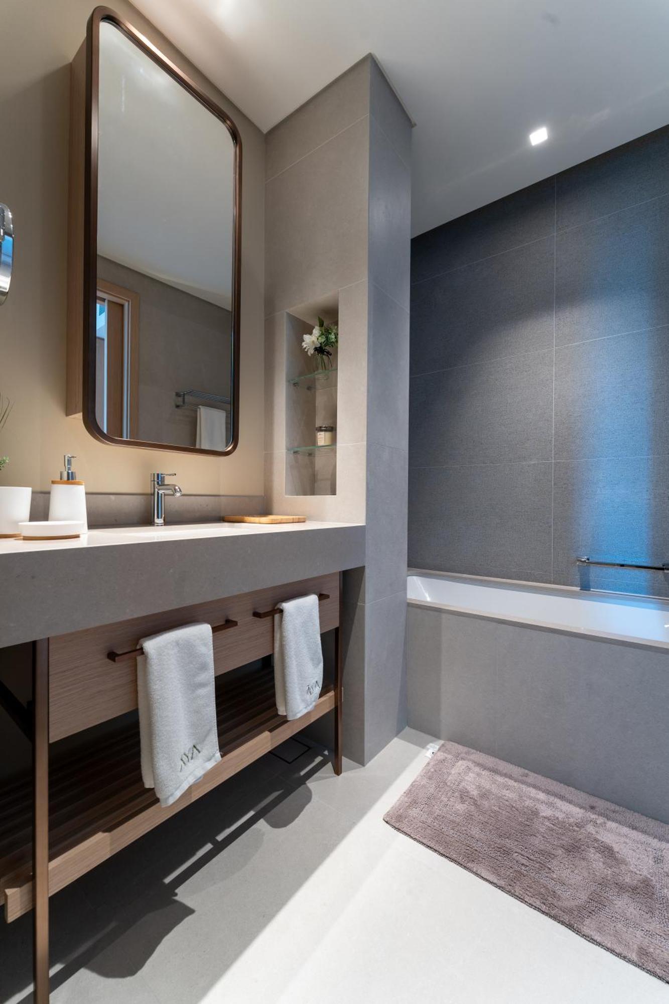 Luxurious 1br Pool With Burj Khalifa View Mall Dubai
