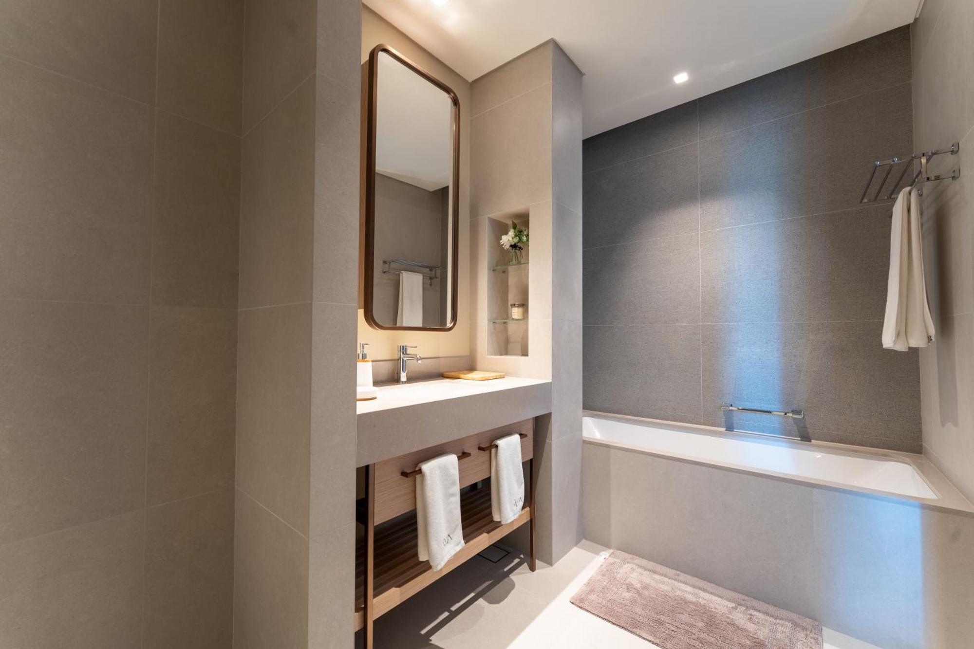 Luxurious 1br Pool With Burj Khalifa View Mall * Dubai