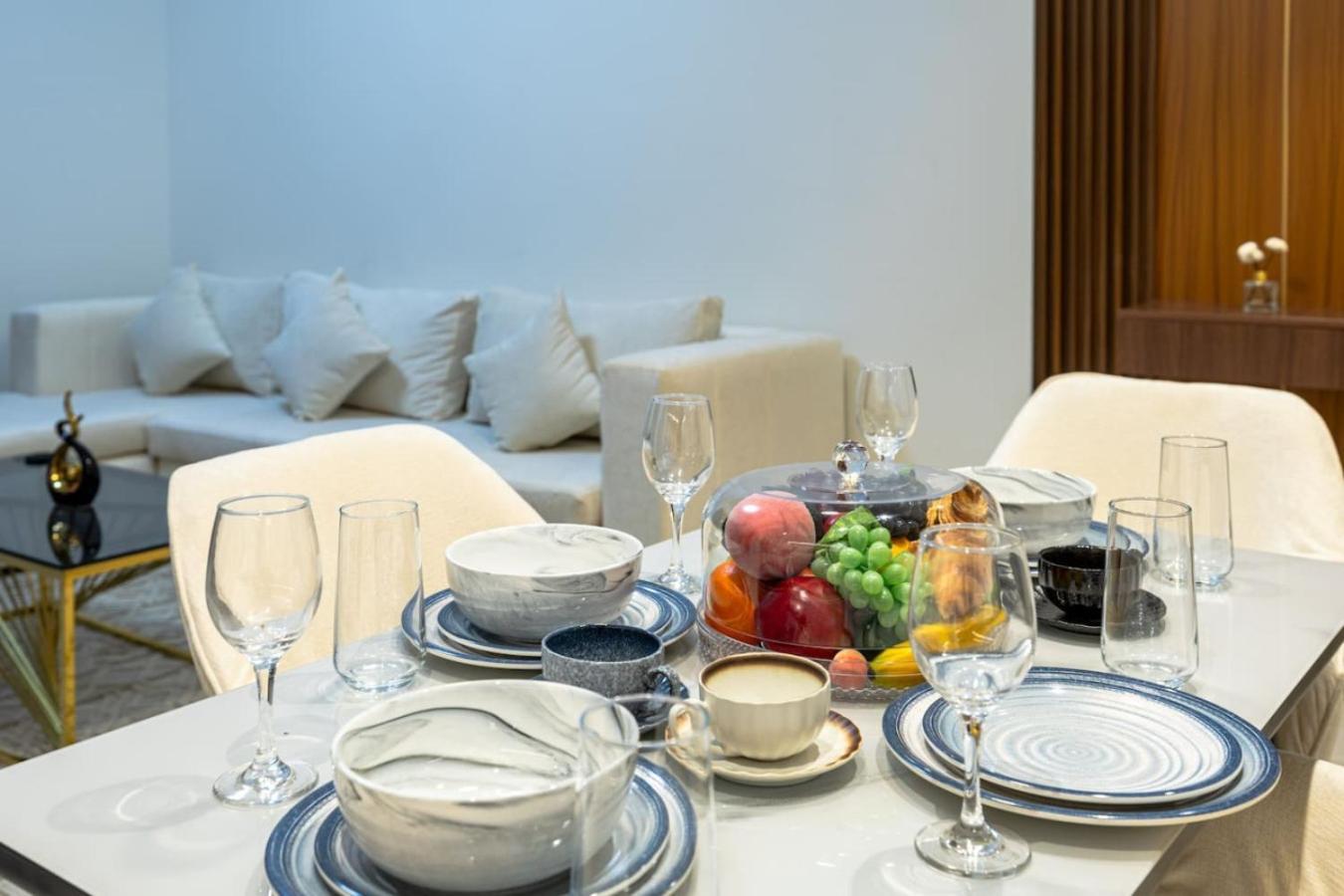 Luxury Grande 2br Near Dubaimall *