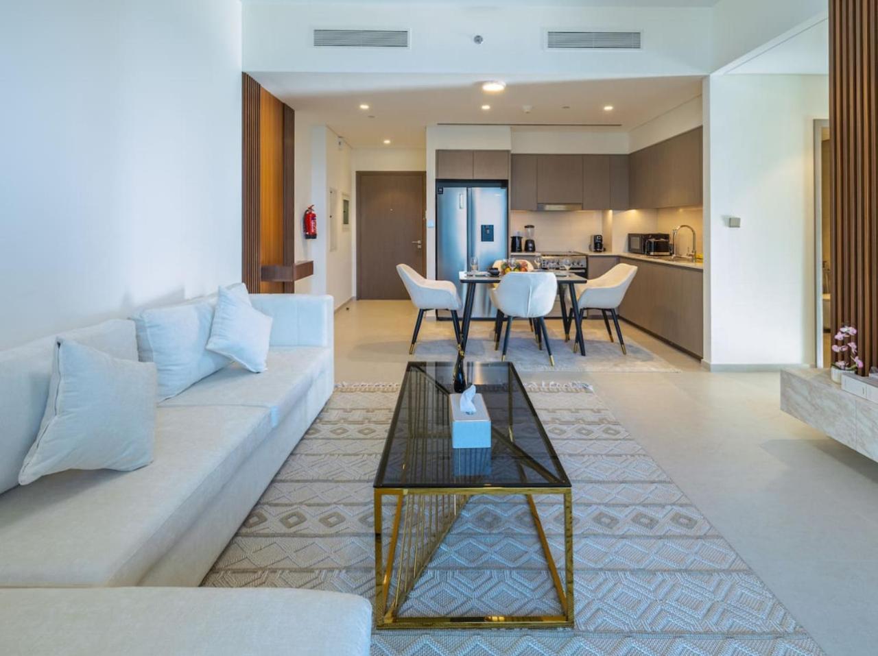 Luxury Grande 2br Near Dubaimall