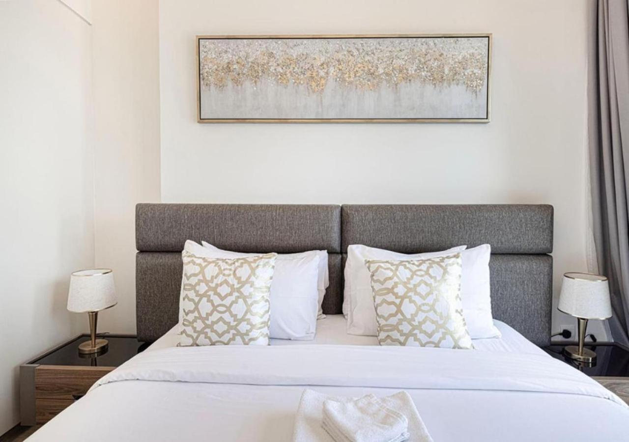 Apartment Waterfront 1br - Canal View - Fully Furnished *