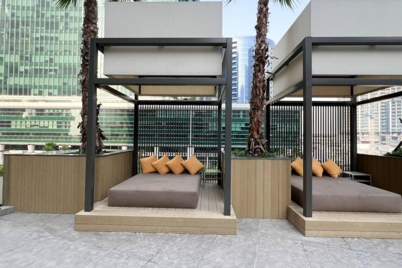 Apartment Waterfront 1br - Canal View - Fully Furnished Dubai