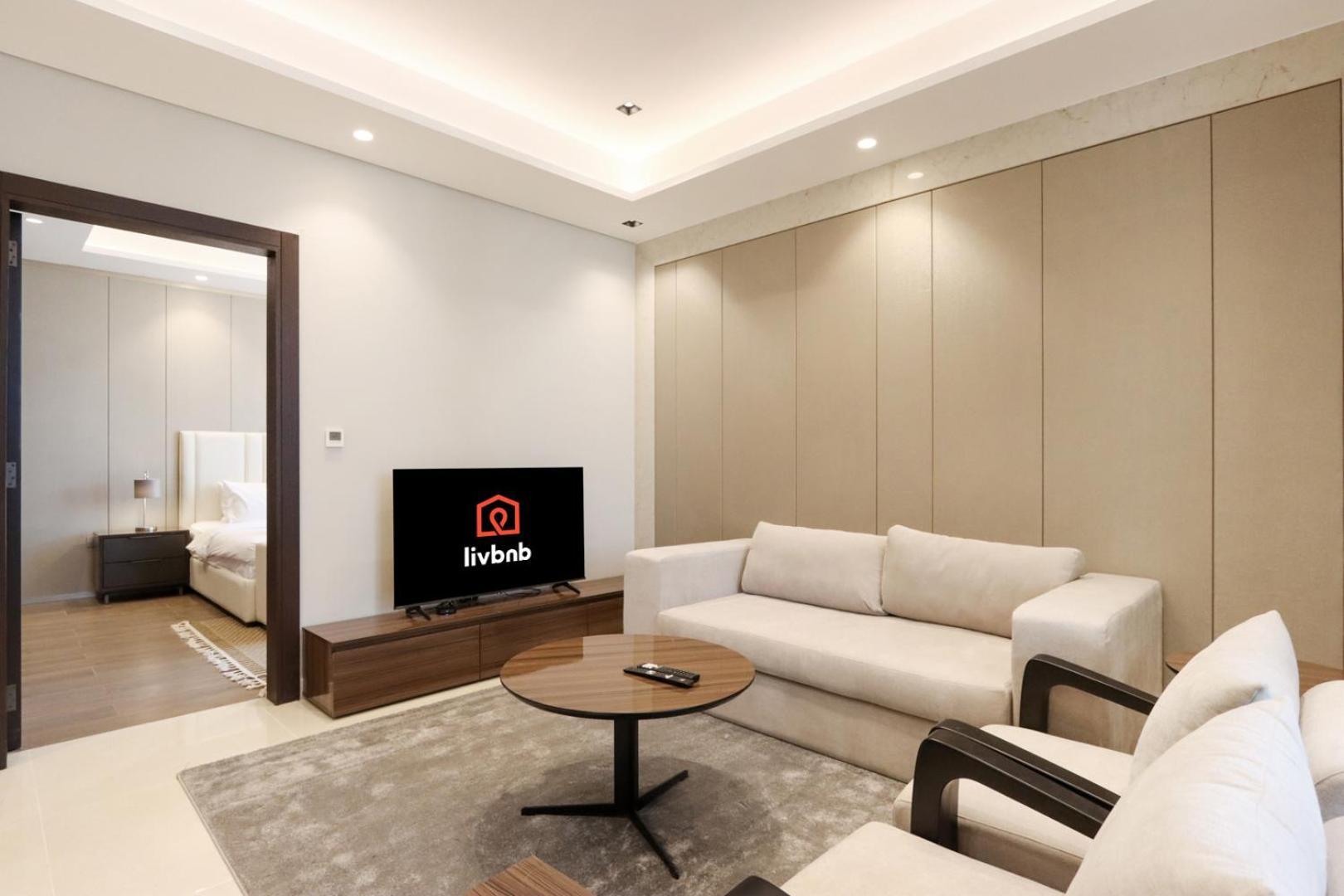 High-floor 1br With Burj Khalifa View Prime Location Apartment