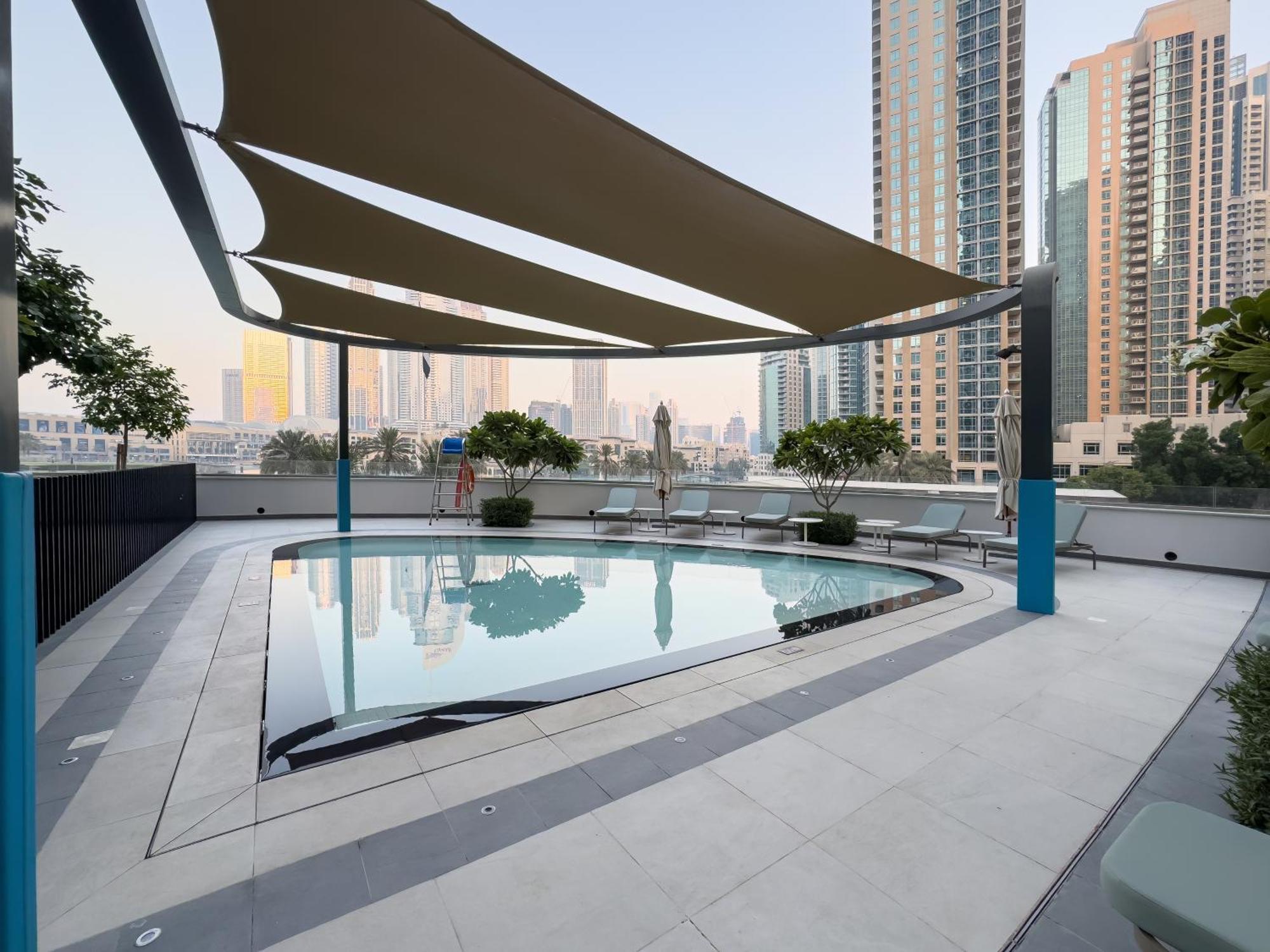 Spacious, Modern Chic 2 Bdr In Prime Downtown Location Dubai