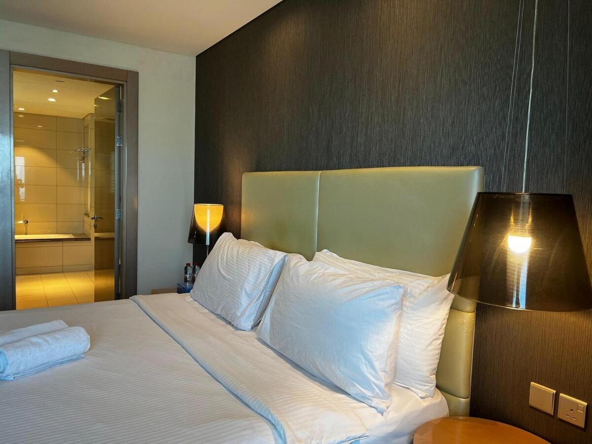 Apartment 4004 Burj View Luxury Royal Montania Homes *