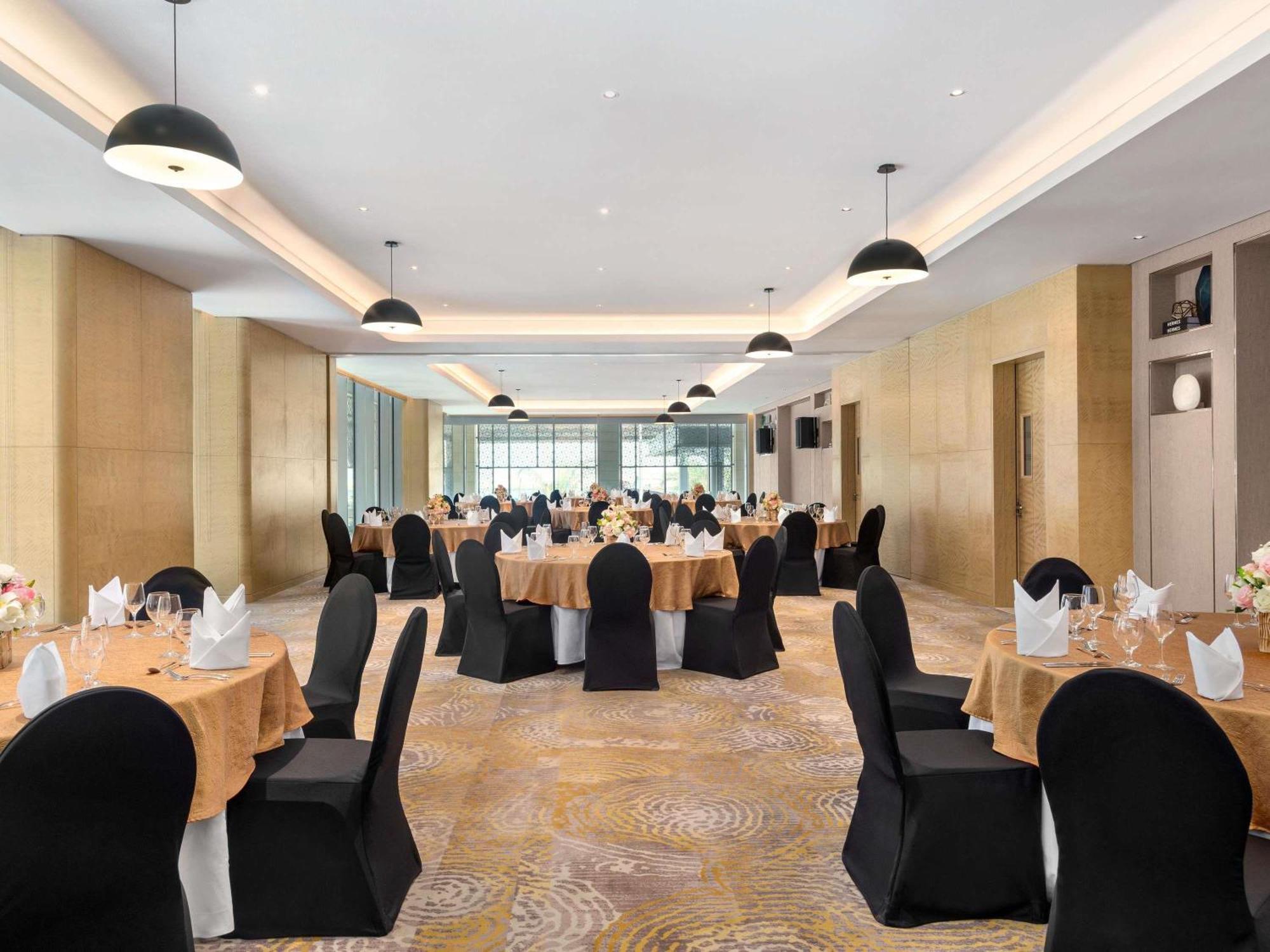 Novotel Gold District Hotel