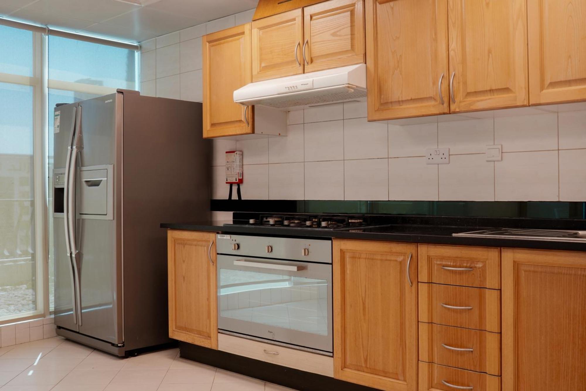 Roda Al Murooj Residences Apartment