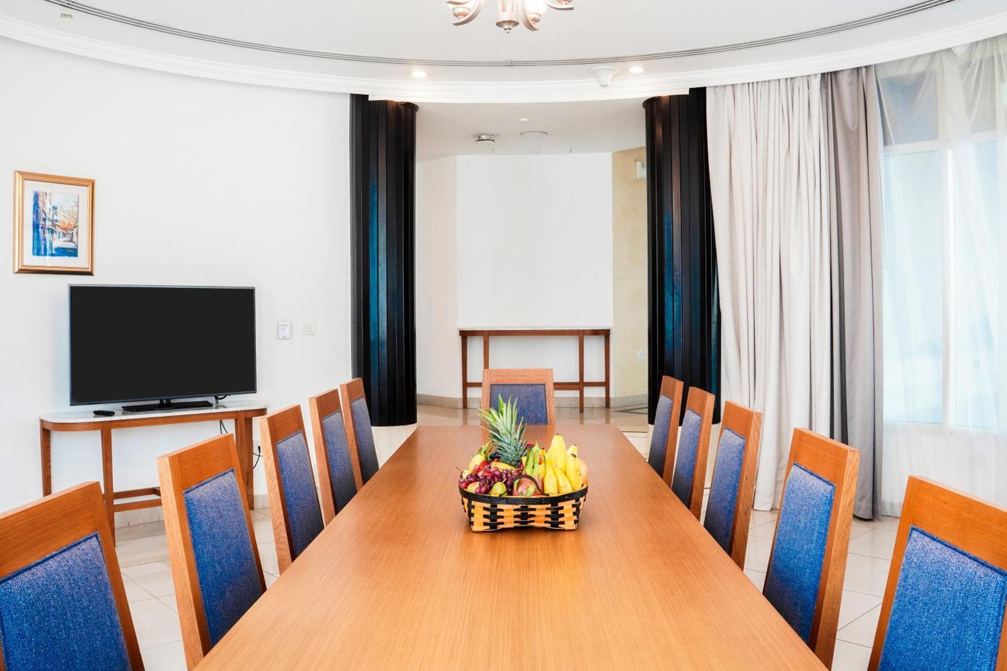 Roda Al Murooj Residences Apartment Dubai
