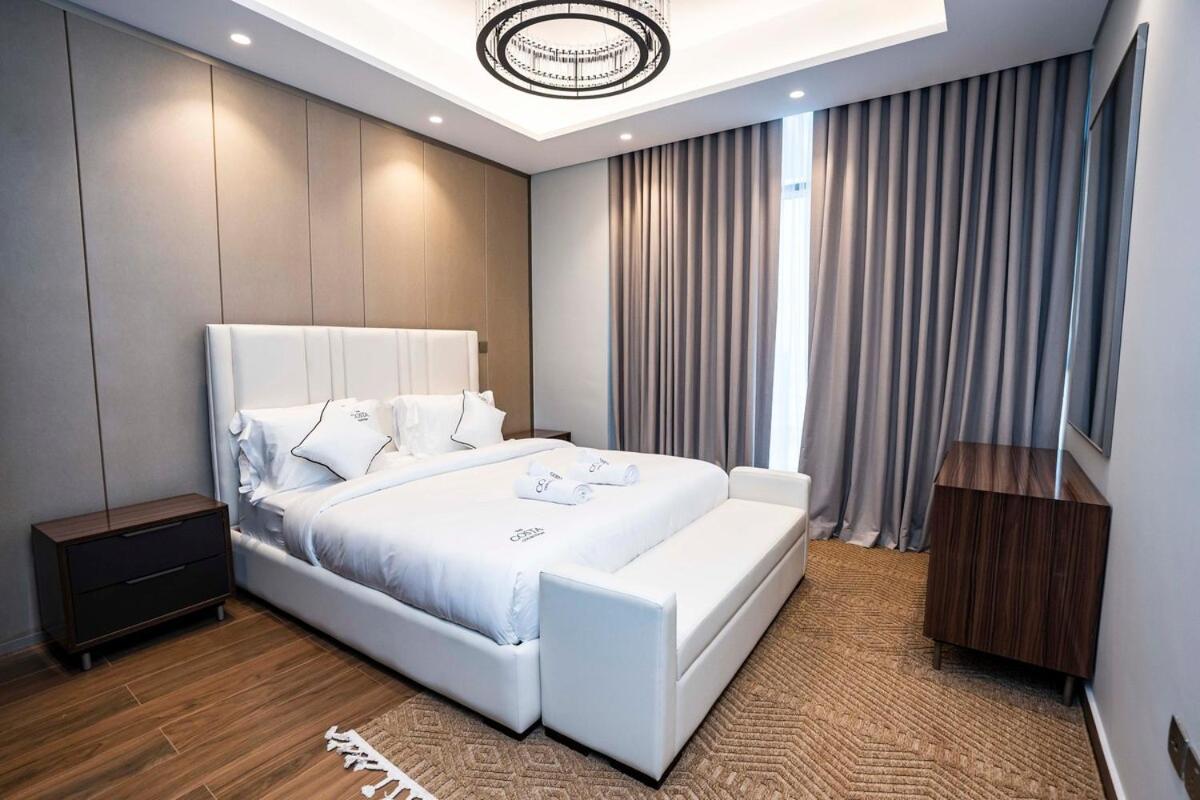 High-rise Comfort 2br In Nobles Tower In *