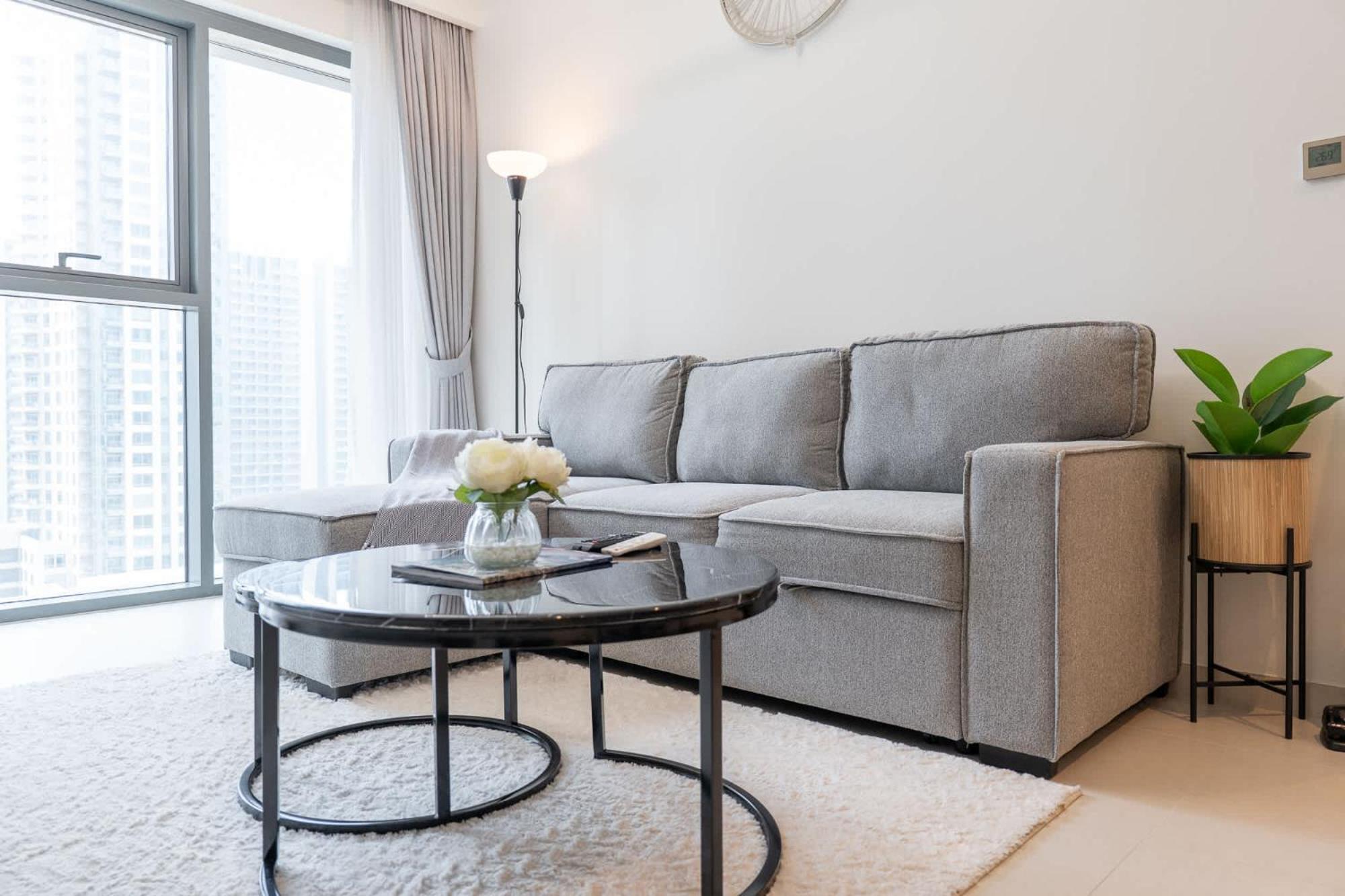 Amazing Downtown 1 Bed For 2 Dubai