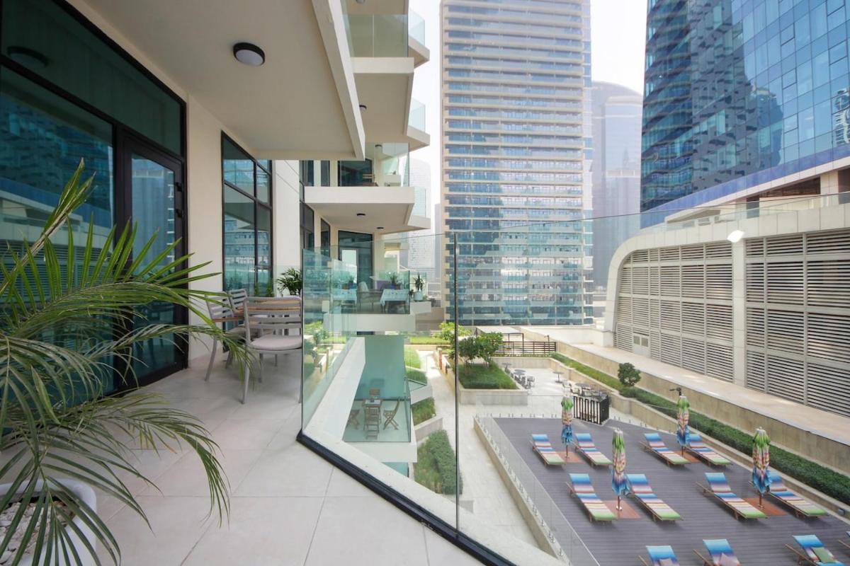 Apartment Urban Oasis 2br Retreat In With Pool View *