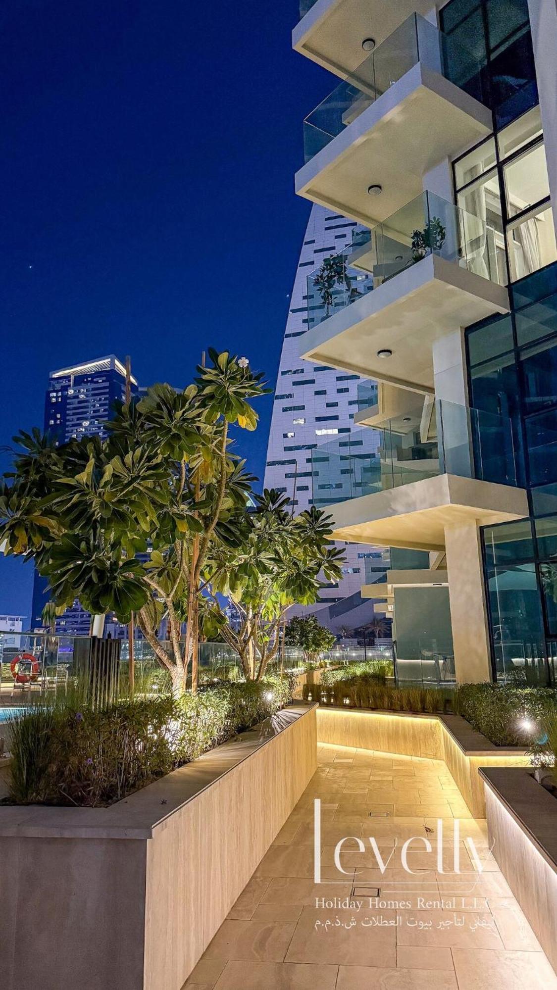 Fresh Luxury 2br With Amazing View *