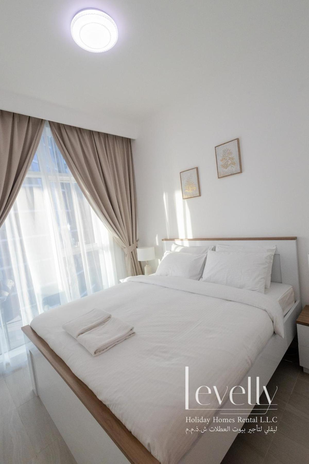 Fresh Luxury 2br With Amazing View * Dubai