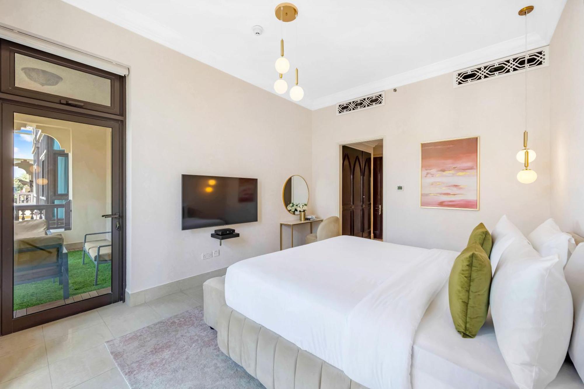 Durrani Homes - Luxe Living At Souk Al Bahar With Burj Khalifa And Partial Fountain View *
