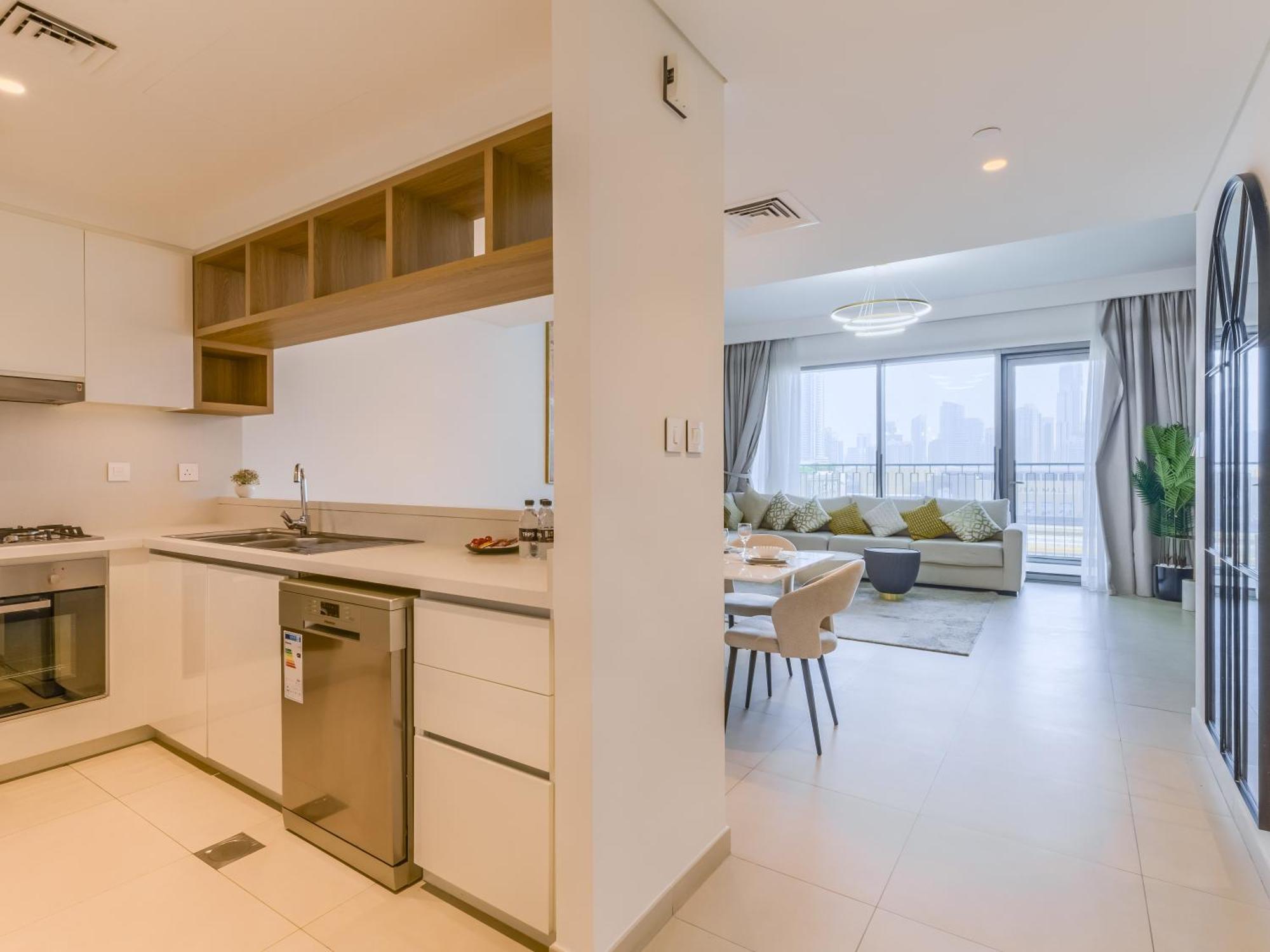 Trps - Downtown Views Ii Tower 2, Downtown - 3br Maids - Stylish Near Burj Khalifa & Attractions * Dubai
