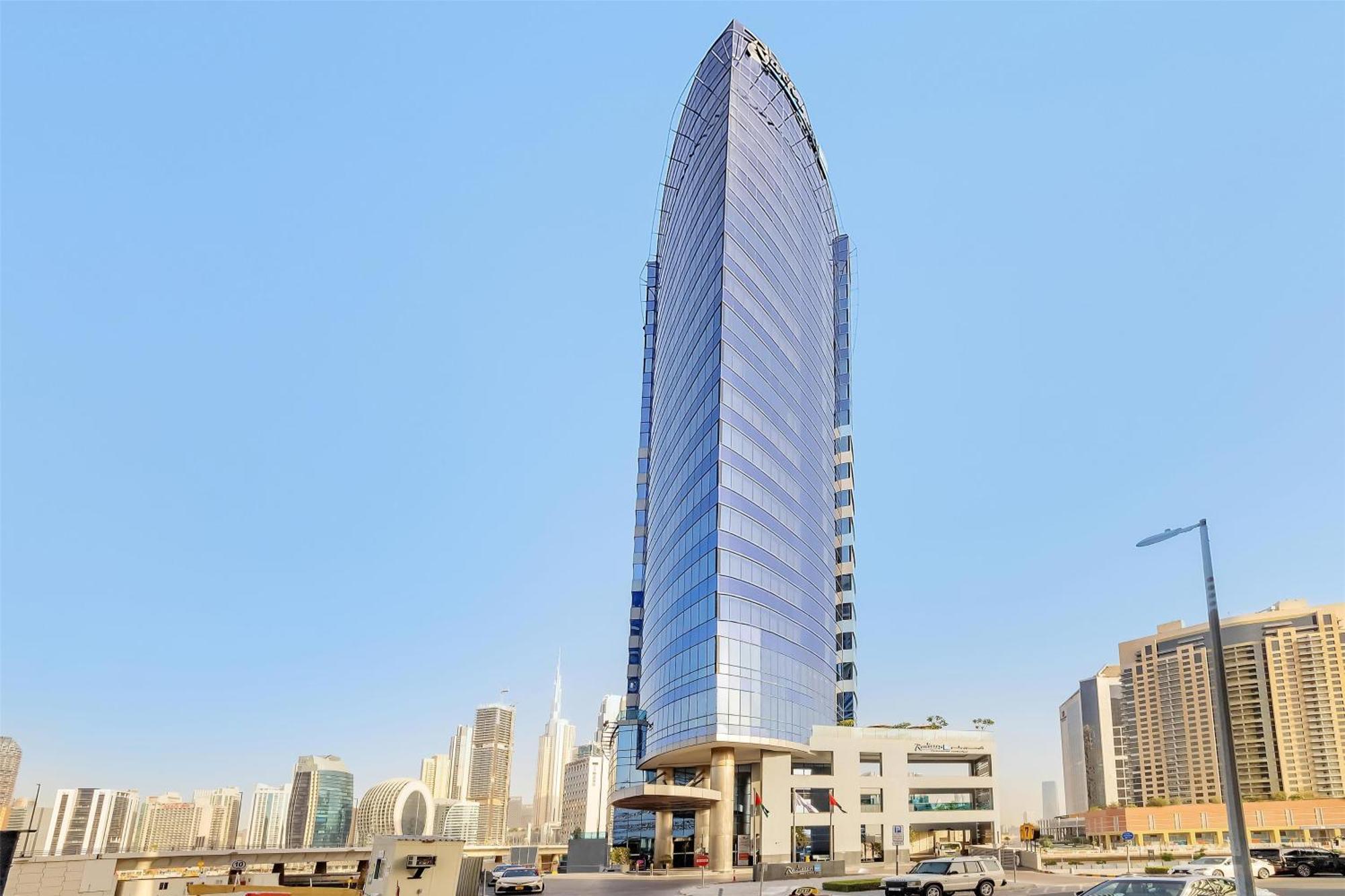 Radisson Blu Hotel, Canal View Hotel Dubai