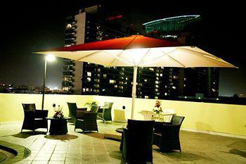 Aparthotel Grand Midwest
