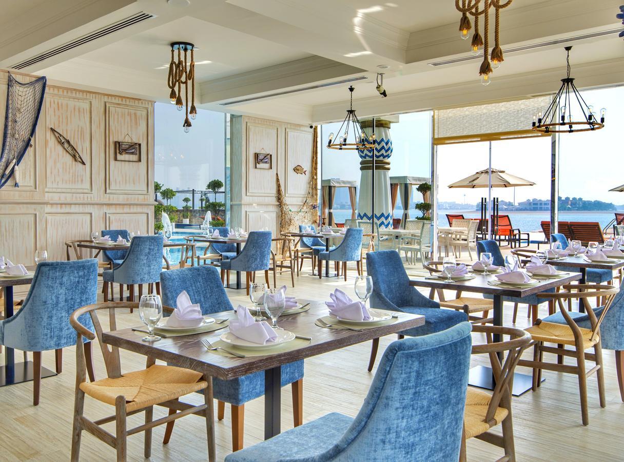 Resort Royal And The Palm