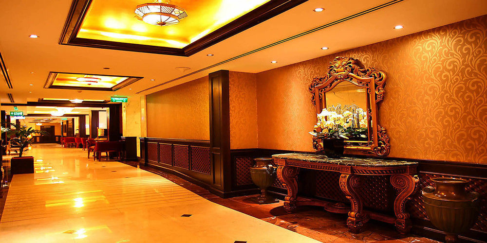Arabian Courtyard & 4* Dubai