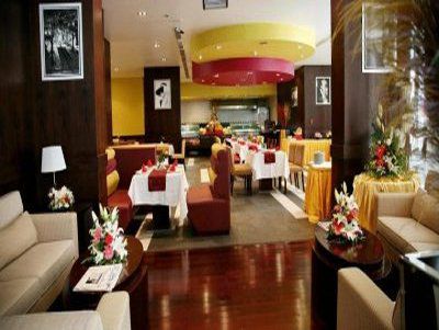 Grand Midwest Aparthotel 4*
