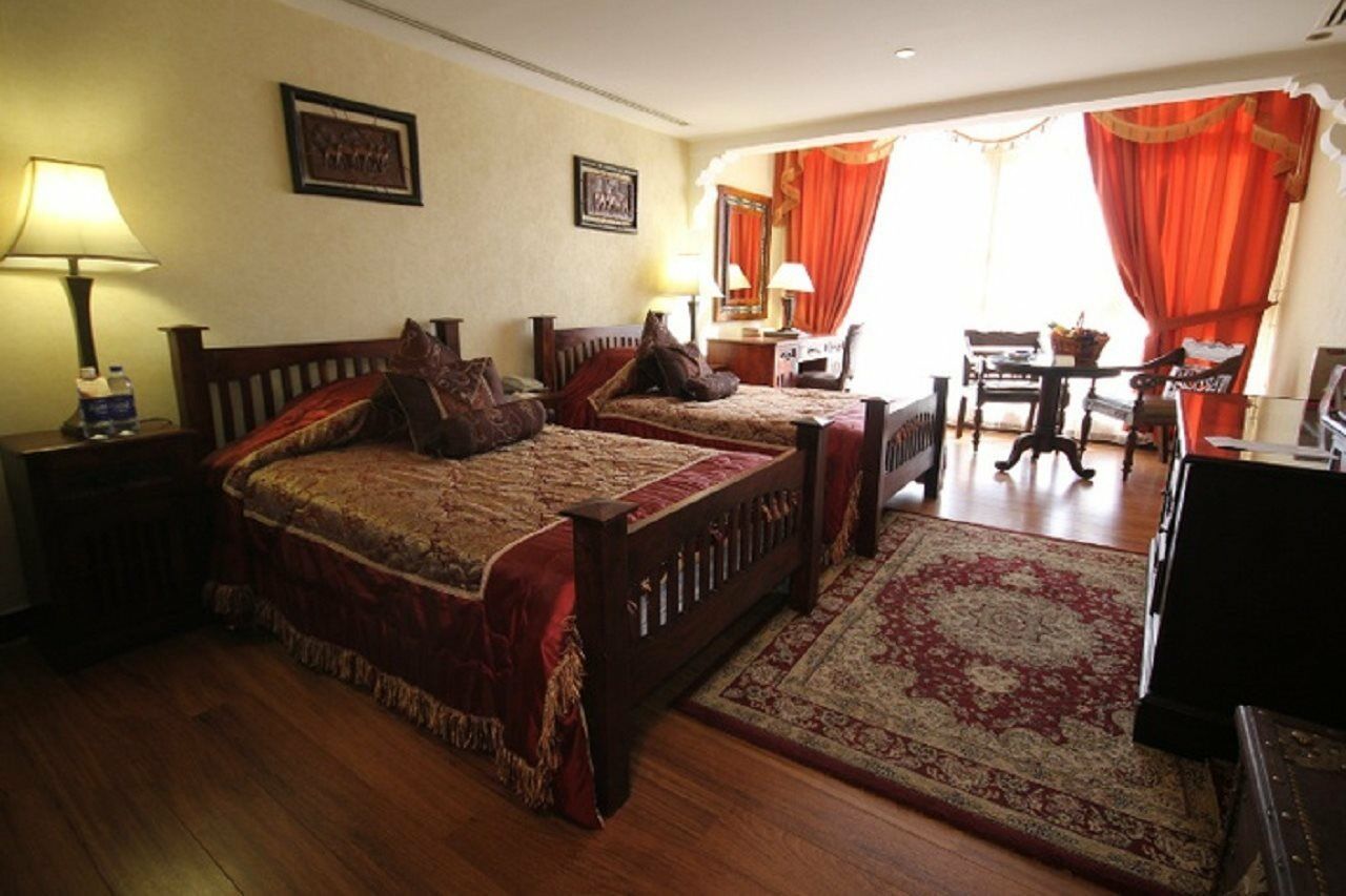 Hotel Arabian Courtyard & Dubai