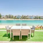 Stunning Villa With Private Pool & Beach Access