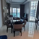 Beautiful 1 Bed Hotel Apartment