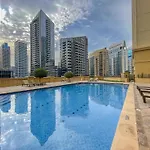 Beautiful 2 Bedroom Retreat In The Heart Of Jbr