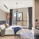 Iolanda Home