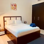 Bj\'S Luxury Burj And Creek View 2 Bedroom Apartment