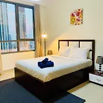 Bj\'S Luxury Burj And Creek View 2 Bedroom Apartment